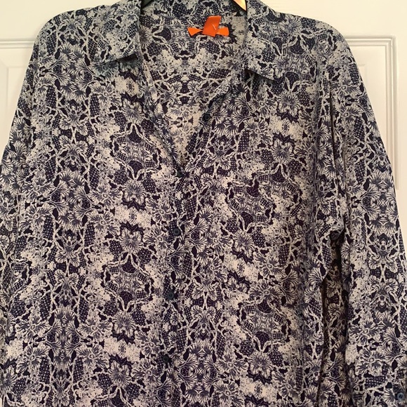 Joe fresh blouse. - Picture 2 of 2